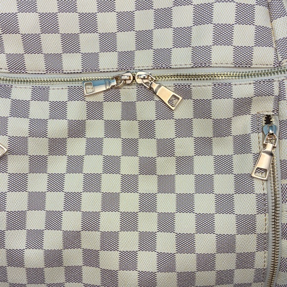 Checkered Backpack - Picture 5 of 12